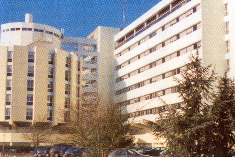 img02